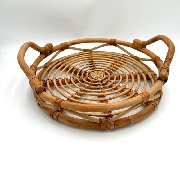 BOHO CHIC 12” WIDE RATTAN ROUND SERVING TRAY BASKET WITH HANDLES - Picture 1 of 9